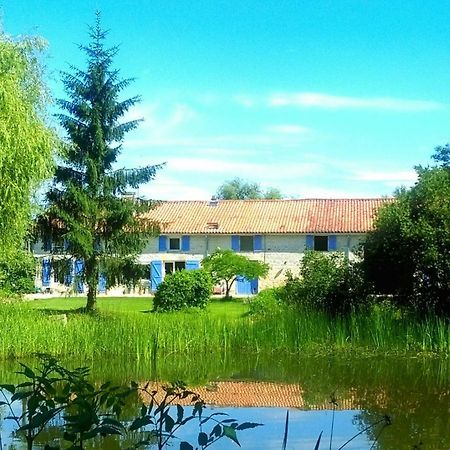 Chambres D'Hotes Entre Niort Et Marais Poitevin Bessines Eksteriør billede